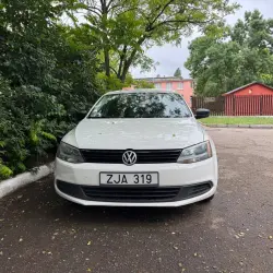 Volkswagen Jetta, 2013
